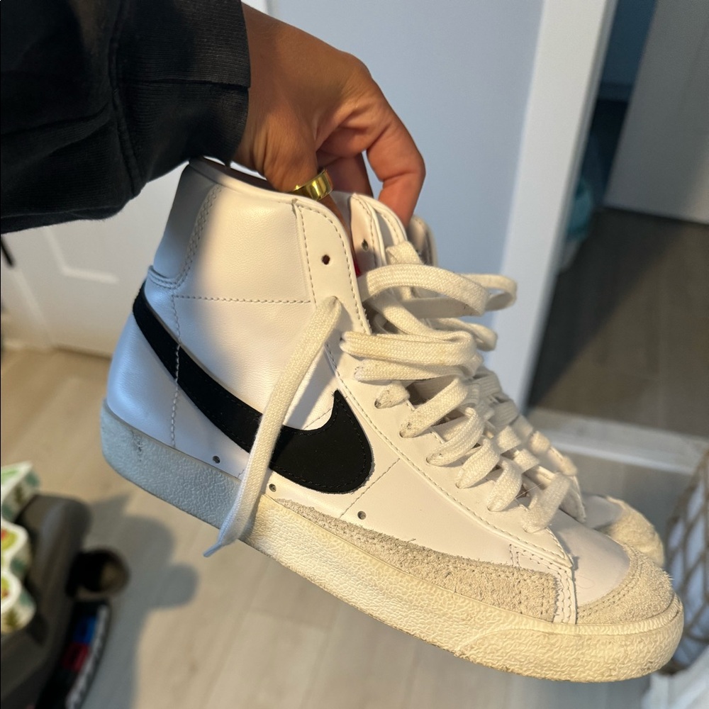 Women’s Nike Blazer 7.5